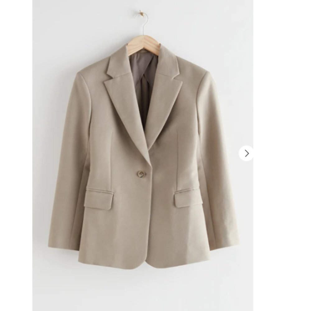NWT &OS Single Beige Breasted Sculptural Blazer
